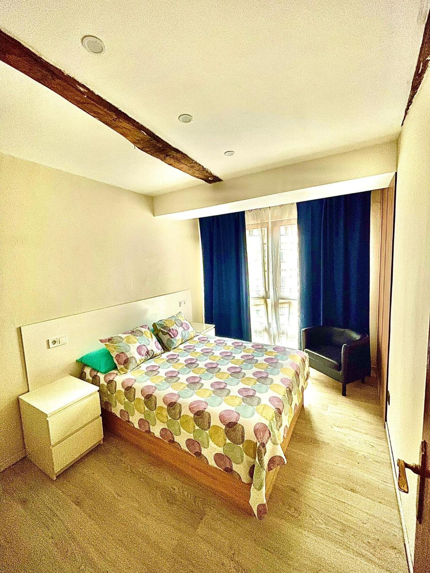 Paraguas Guesthouse Oviedo Esterno foto